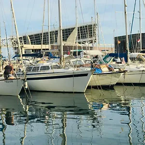 Sleep & Boats Barcelona City Botel Sant Adria de Besos